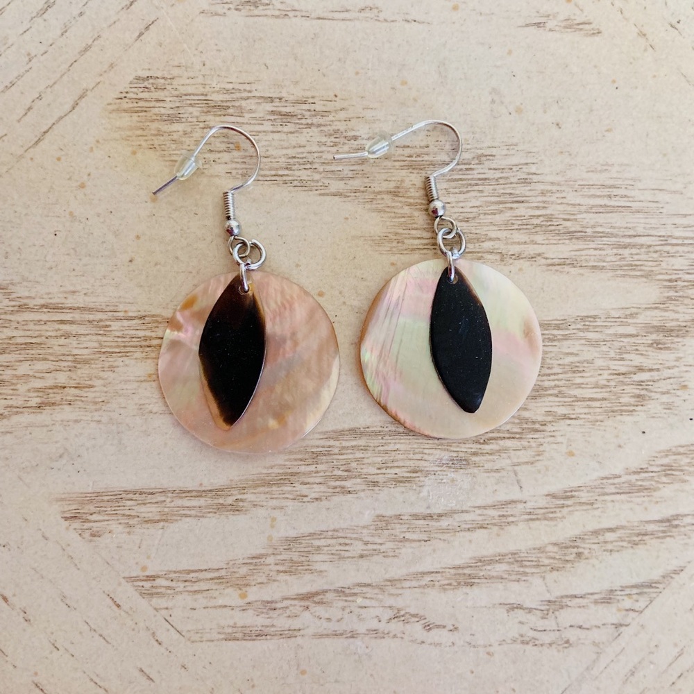 BNWOT Shell Earrings
